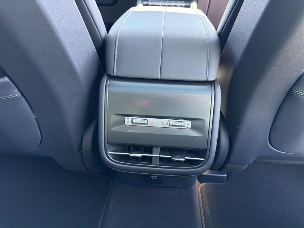 New 2026 Lincoln Nautilus Reserve w/ Jet Appearance Package AWD/4WD image 21