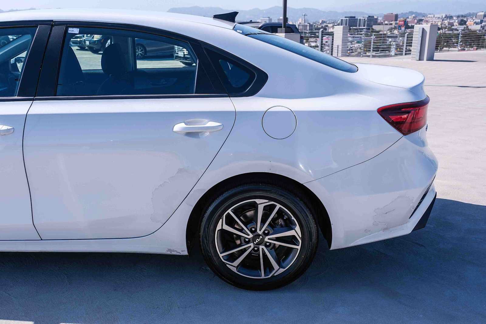 Used 2022 Kia Forte LXS FWD image 7
