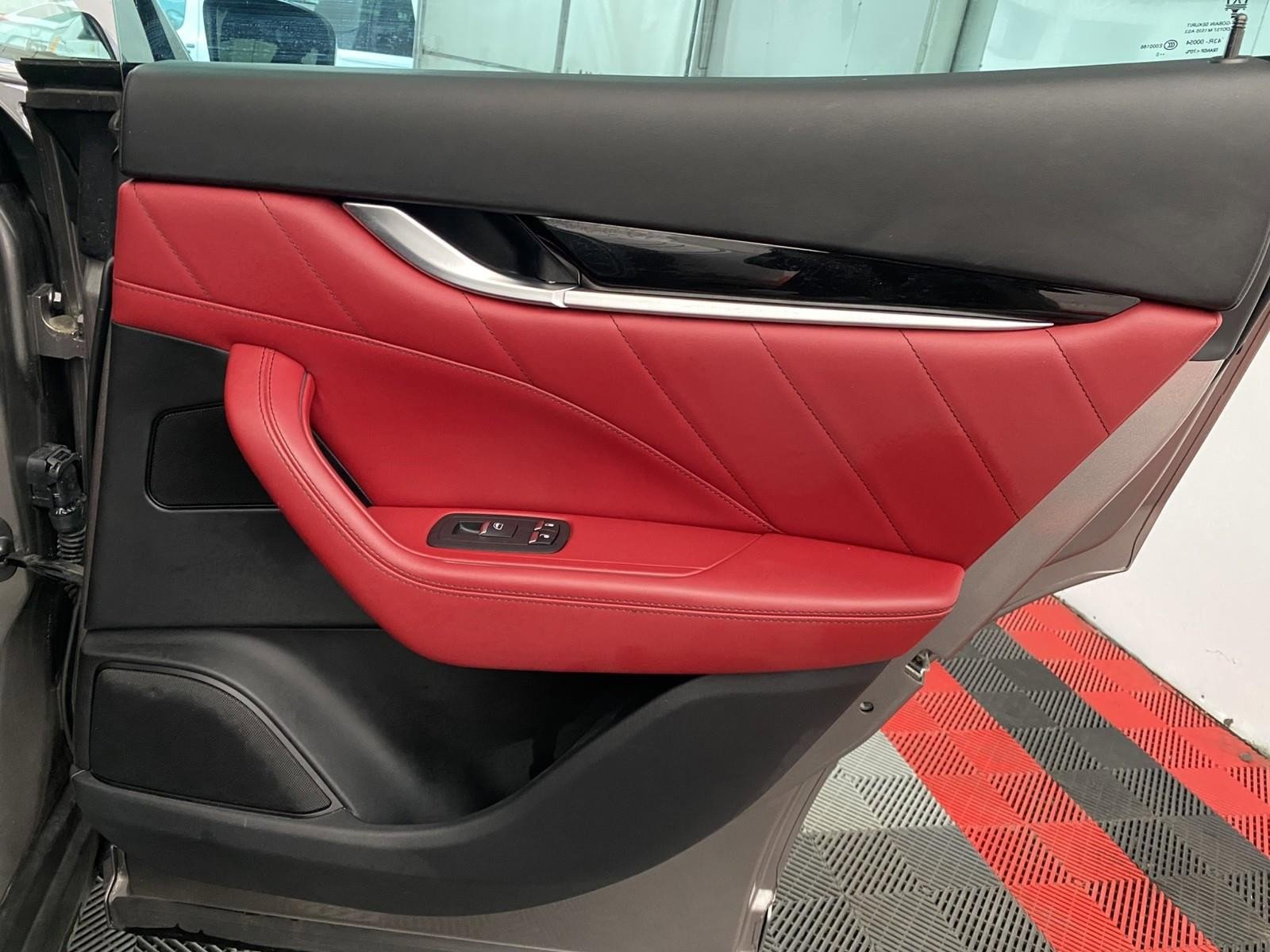 Used 2021 Maserati Levante image 10