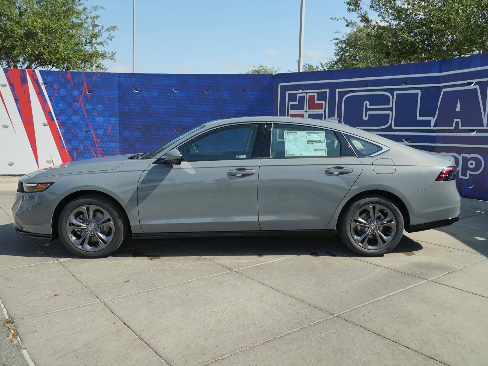 New 2026 Honda Accord EX-L image 10