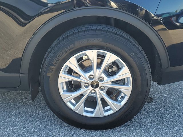 Certified 2023 Ford Escape Active w/ Tech Pack #1 image 9