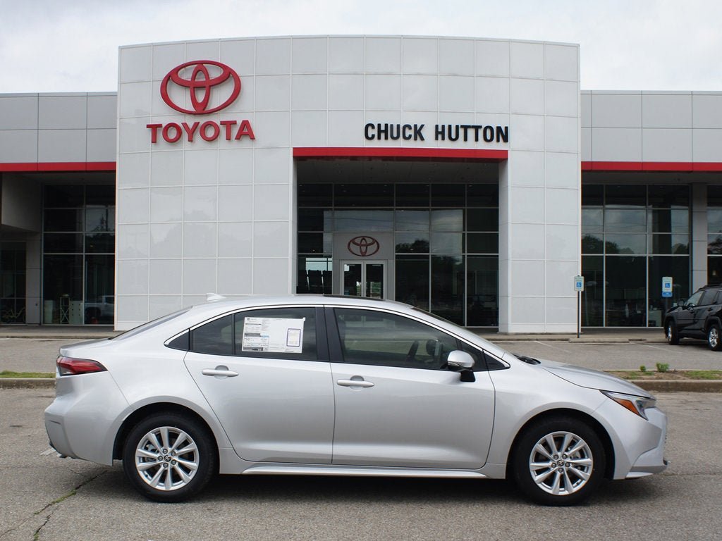 Used 2026 Toyota Corolla XLE FWD image 23