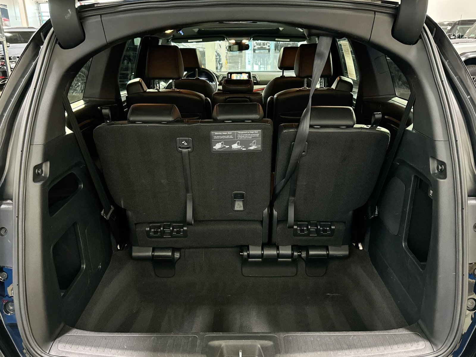 Used 2023 Honda Odyssey Sport image 32