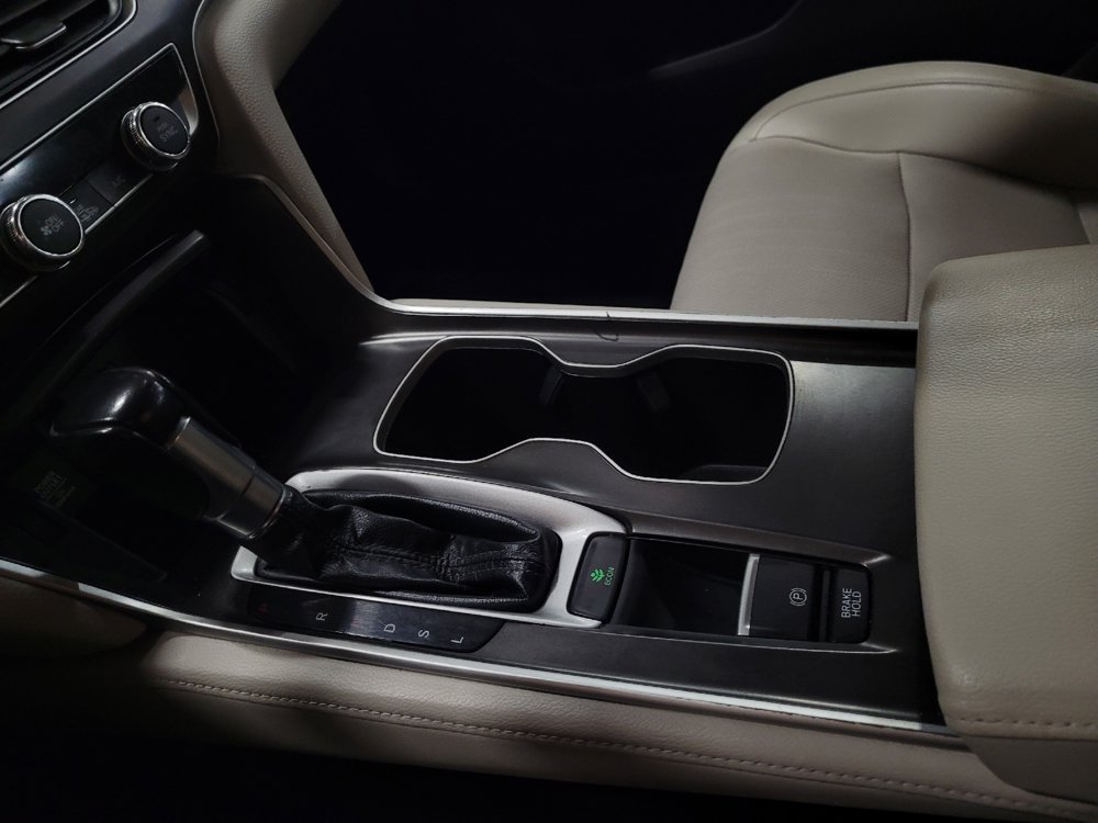 Used 2018 Honda Accord EX-L image 26