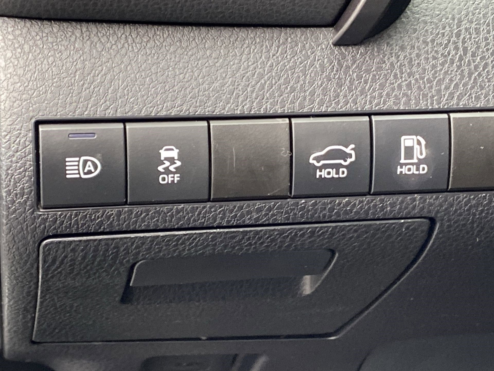 Used 2022 Toyota Camry SE image 20