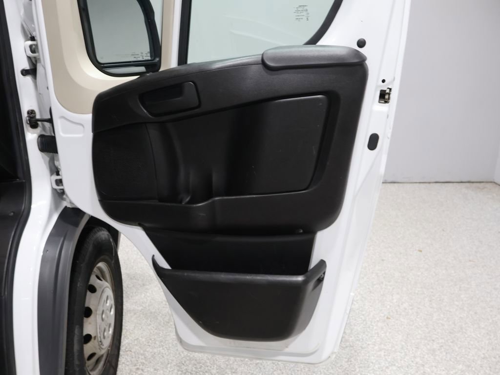 Used 2018 RAM ProMaster 3500 w/ Premium Appearance Group image 17