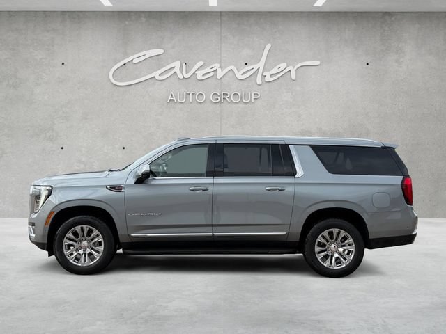 Used 2025 GMC Yukon XL Denali AWD/4WD image 13
