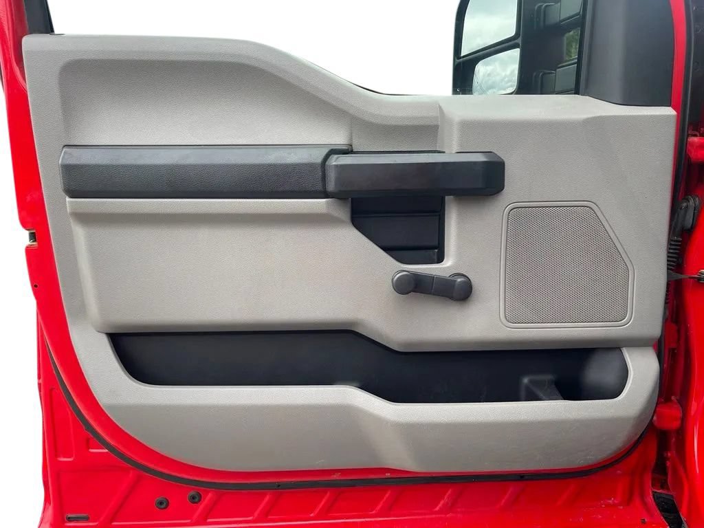 Used 2018 Ford F350 XL AWD/4WD image 13