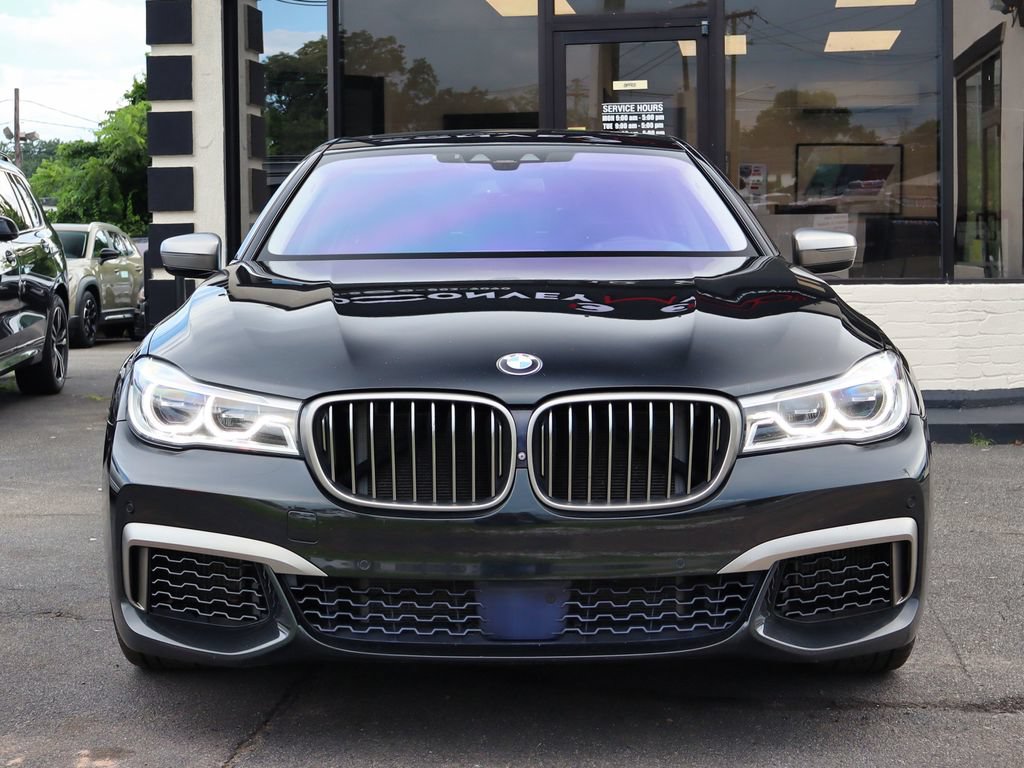 Used 2018 BMW M760i xDrive w/ Luxury Rear Seating Package AWD/4WD image 3