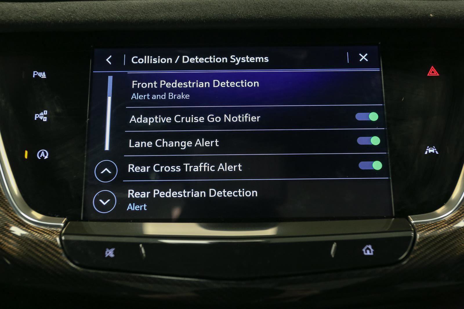 Used 2024 Cadillac XT6 Premium Luxury w/ Platinum Package image 37