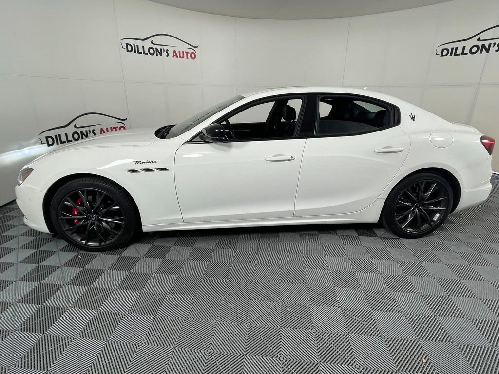 Used 2022 Maserati Ghibli Modena RWD image 3