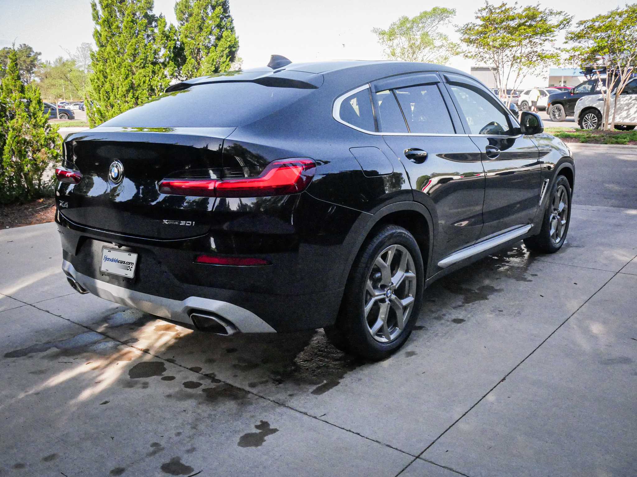 Used 2023 BMW X4 xDrive30i w/ Parking Assistance Package image 11