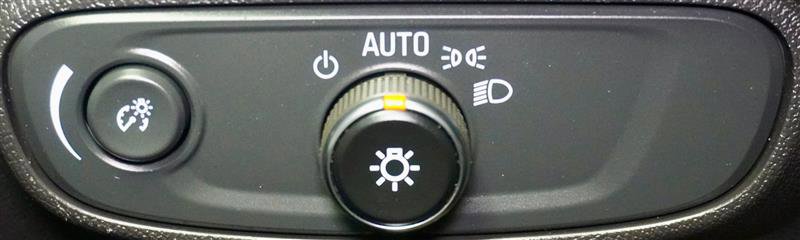 Used 2021 Chevrolet Equinox LT w/ LPO, Floor Liner Package image 27