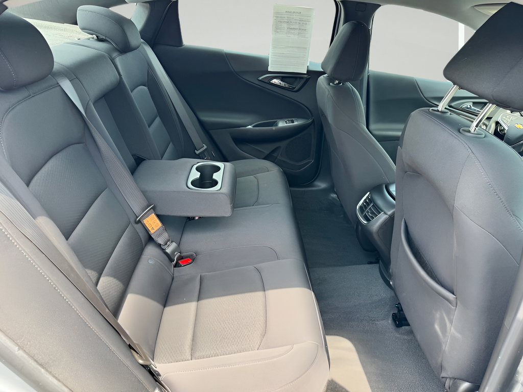 Used 2024 Chevrolet Malibu LT FWD image 28