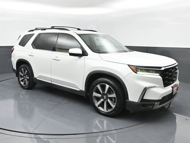 Used 2024 Honda Pilot Elite image 2