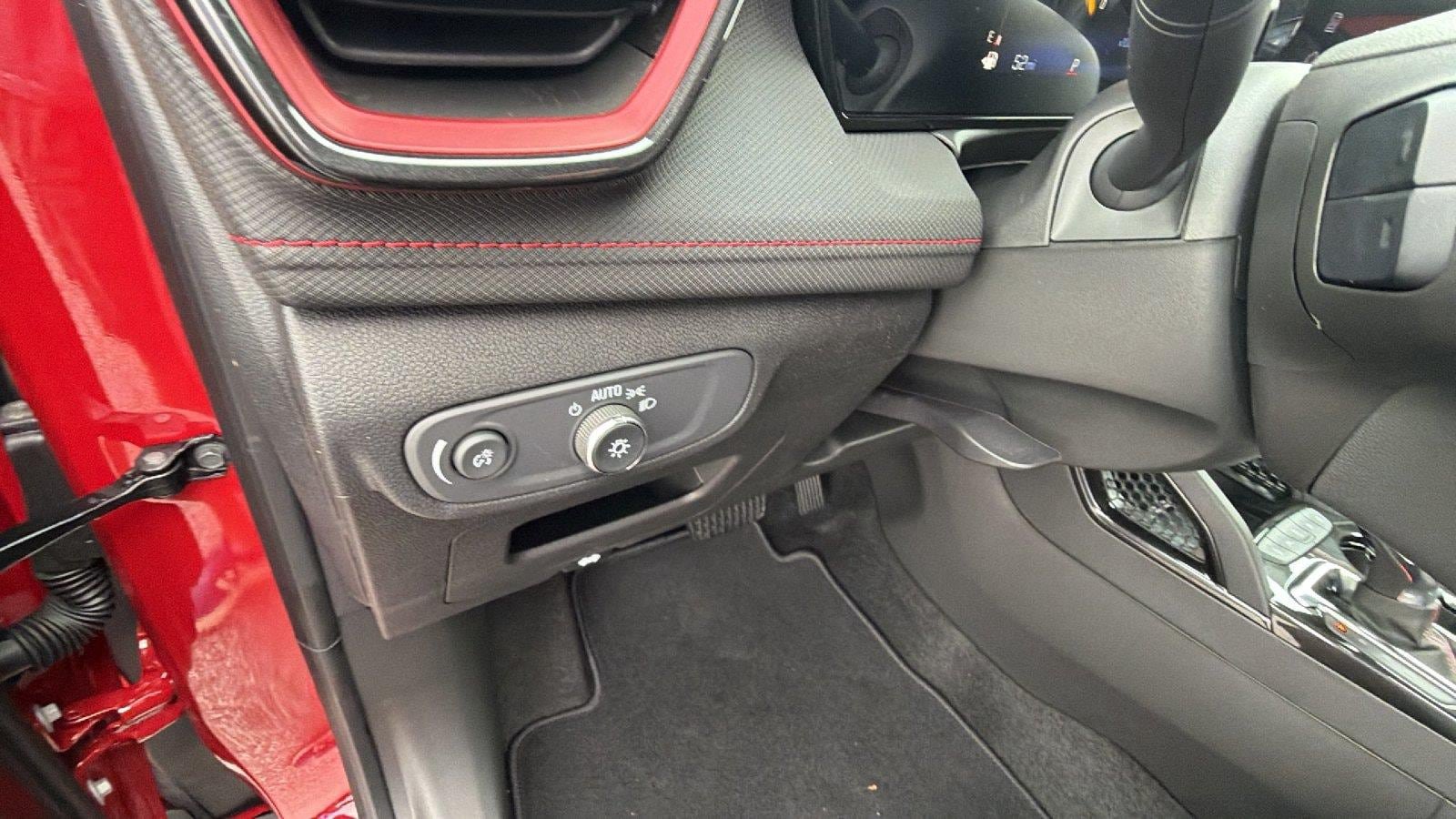 New 2026 Chevrolet TrailBlazer RS w/ Convenience Package FWD image 19