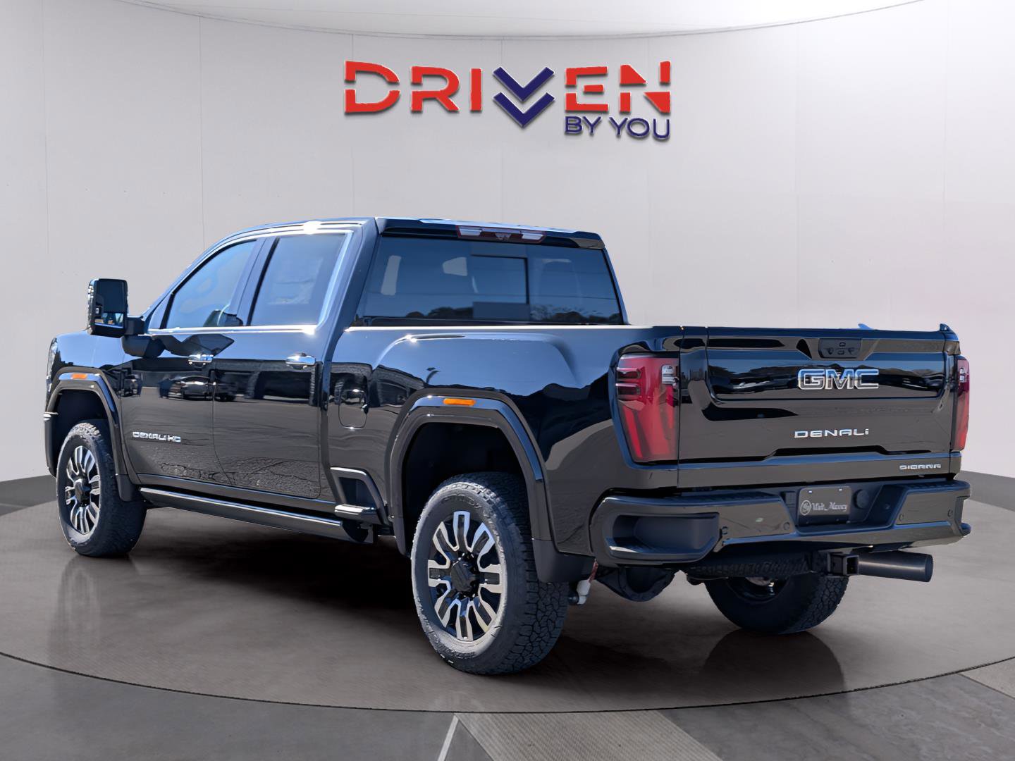 New 2026 GMC Sierra 2500 Denali Ultimate image 3