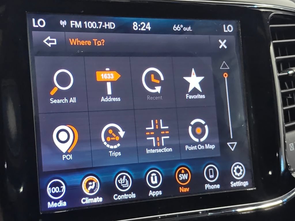 Used 2019 Jeep Grand Cherokee Altitude AWD/4WD image 34