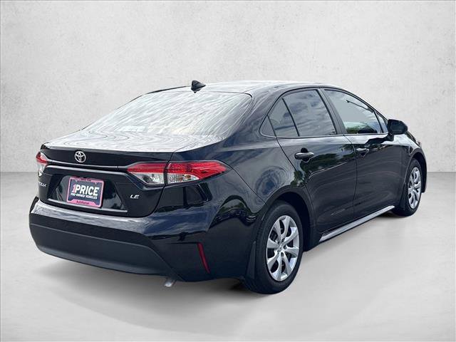 Used 2025 Toyota Corolla LE FWD image 5