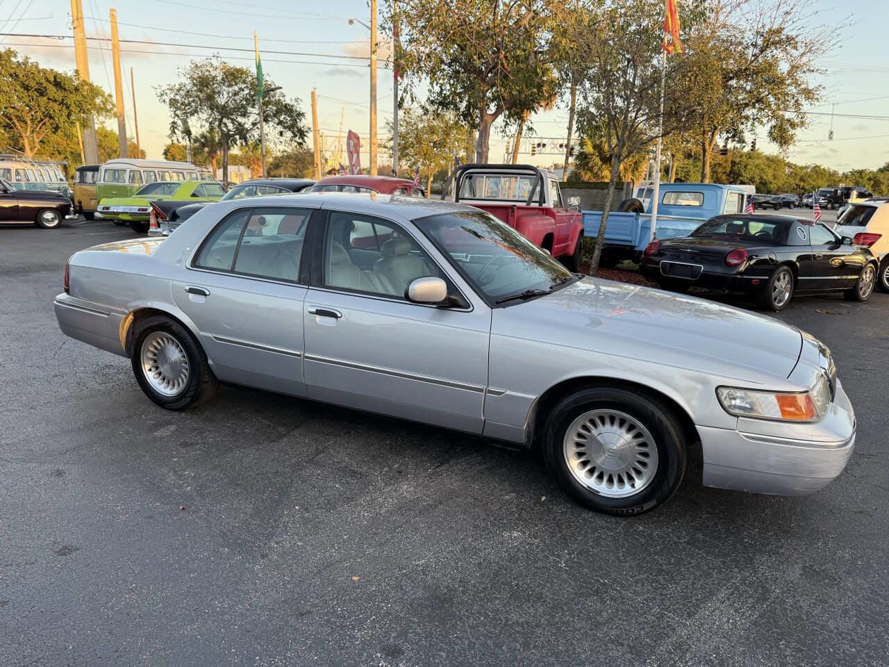Used 2002 Mercury Grand Marquis LS image 7