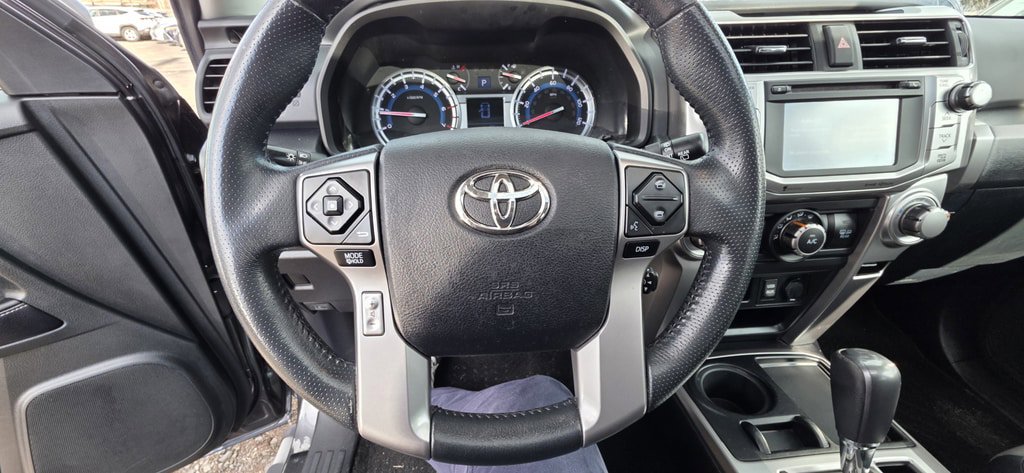 Used 2016 Toyota 4Runner SR5 Premium RWD image 15