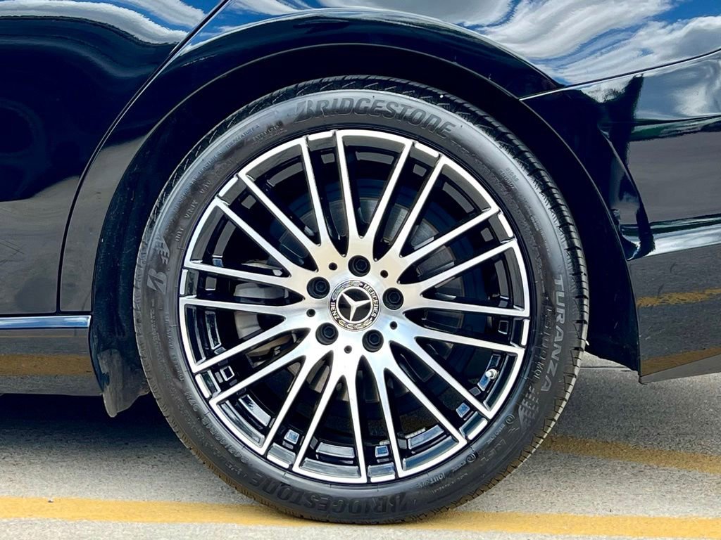 Certified 2022 Mercedes-Benz C 300 4MATIC Sedan image 37