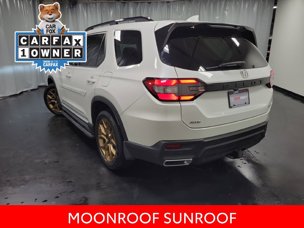 Used 2024 Honda Pilot Elite image 6