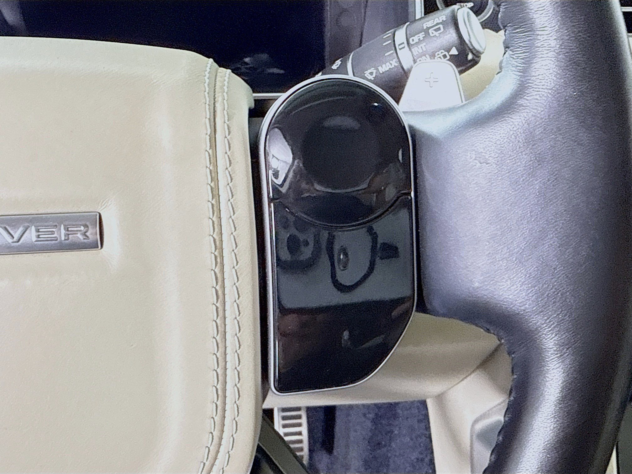 Used 2019 Land Rover Range Rover Autobiography image 15