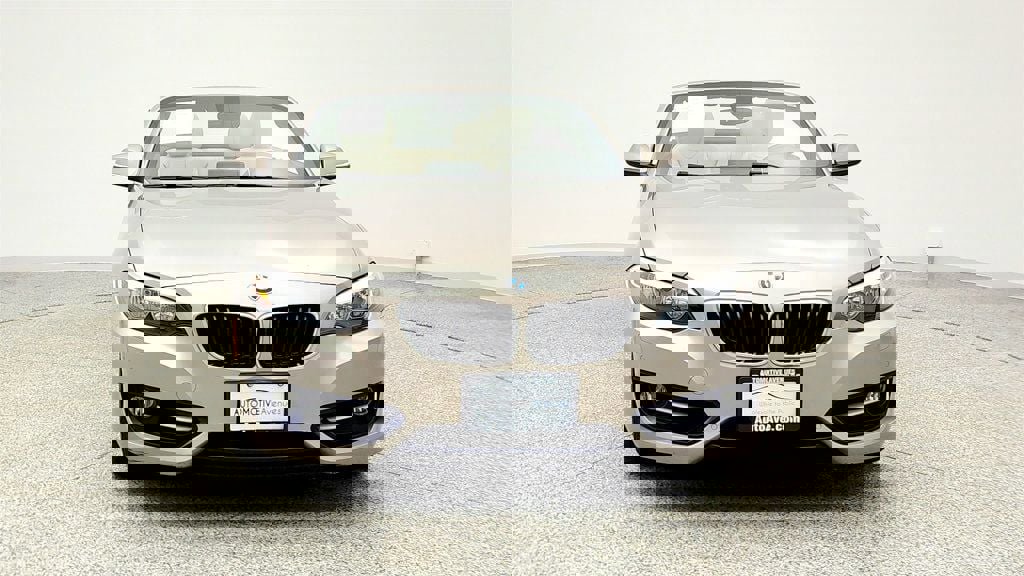 Used 2016 BMW 228i xDrive Convertible image 2