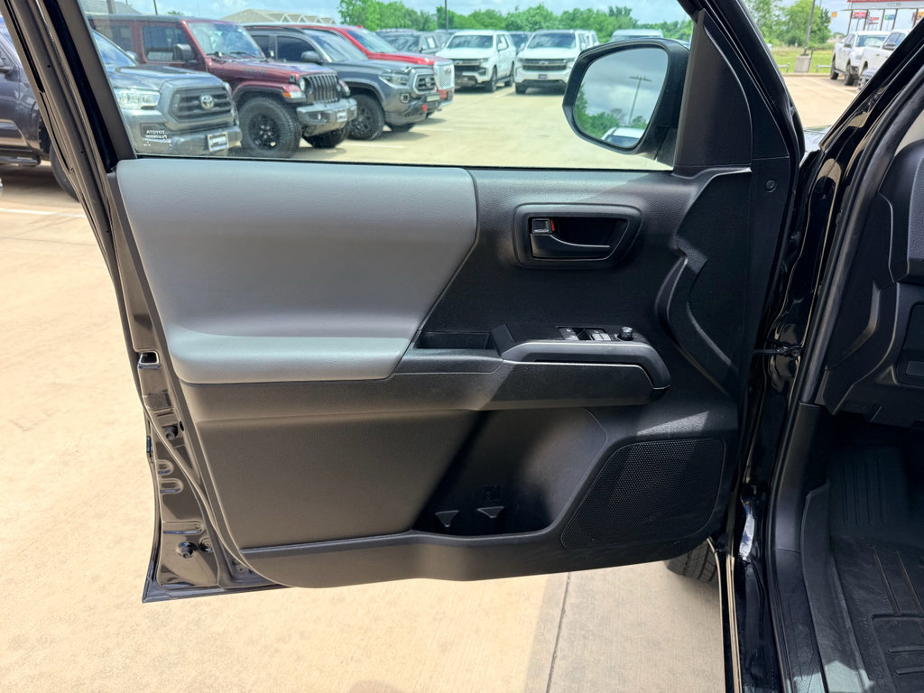 Used 2023 Toyota Tacoma SR RWD image 9
