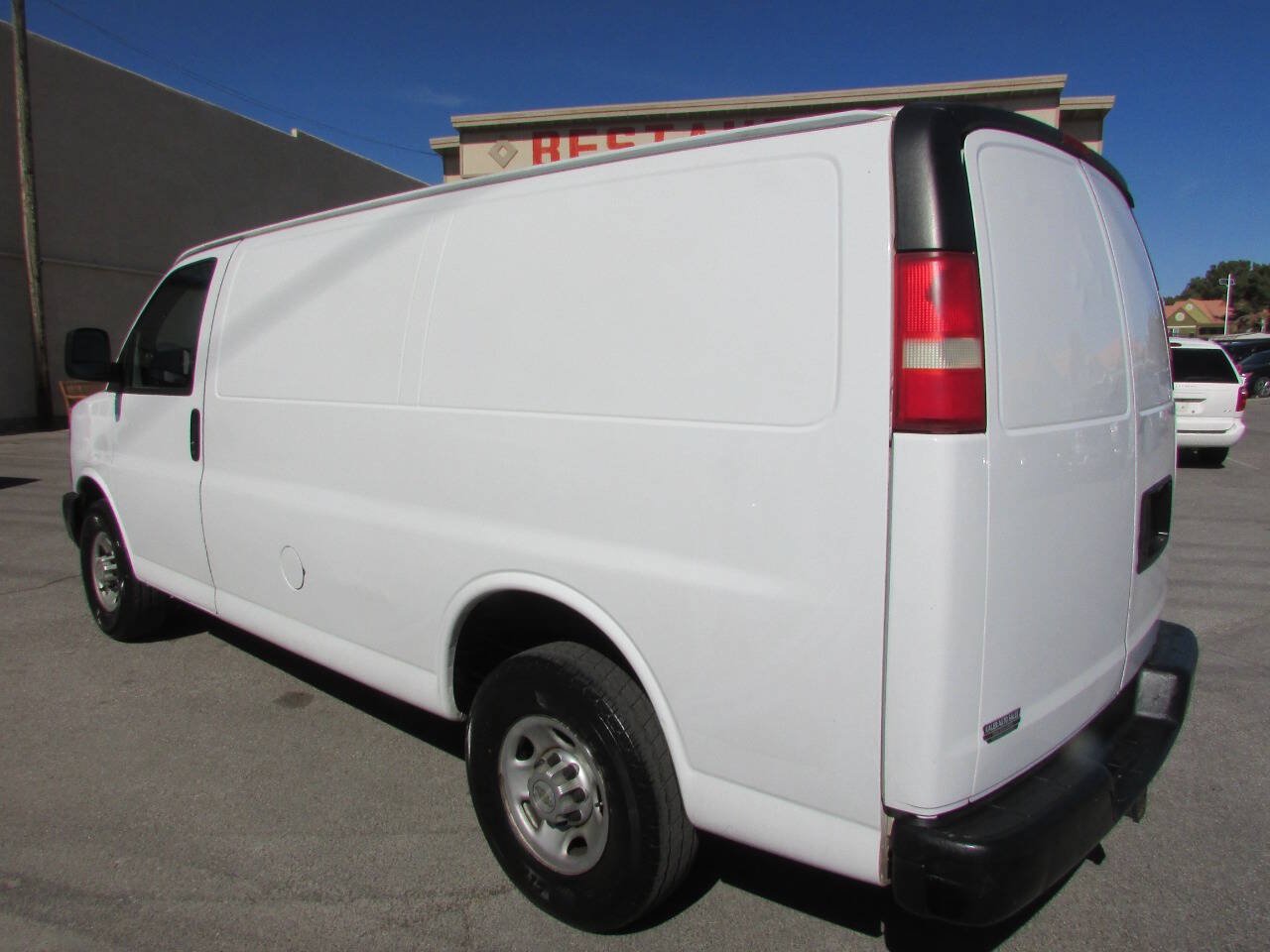 Used 2013 Chevrolet Express 2500 RWD image 5