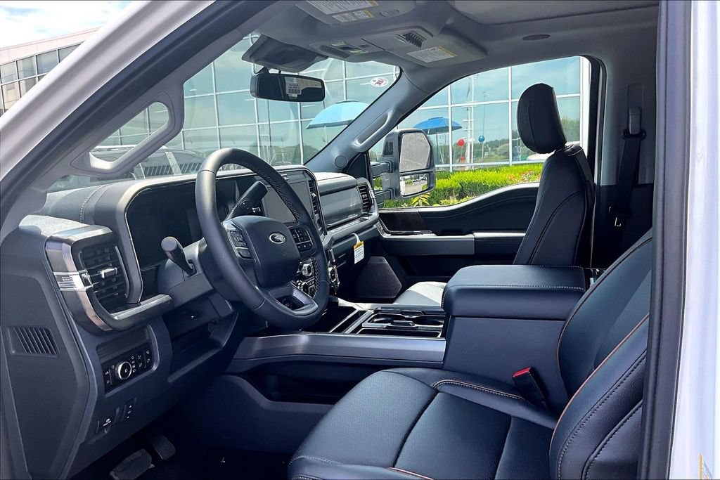 New 2026 Ford F250 Lariat w/ Black Appearance Package AWD/4WD image 9