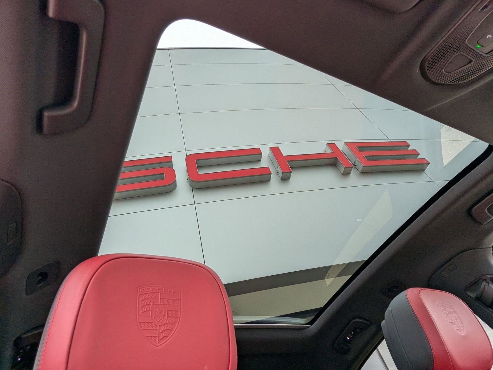 New 2026 Porsche Cayenne Coupe image 27