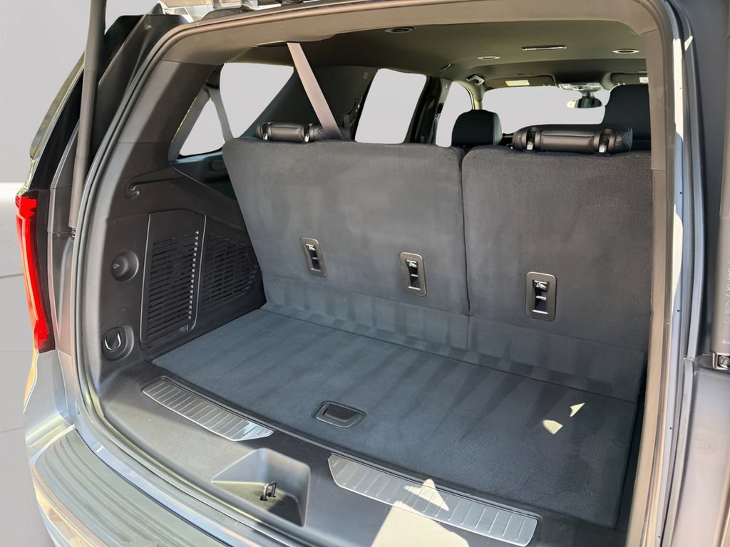 Used 2021 GMC Yukon Denali RWD image 42