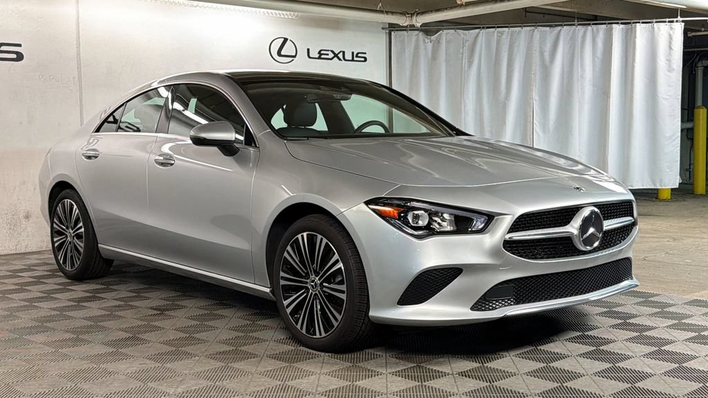 Used 2023 Mercedes-Benz CLA 250 4MATIC image 1