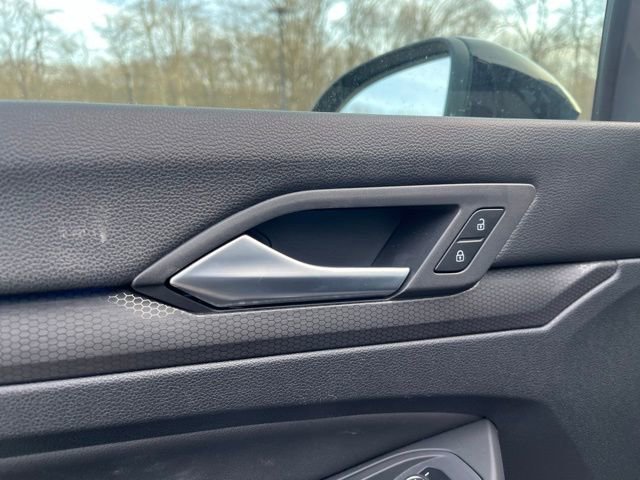 Used 2024 Volkswagen GTI Autobahn image 31