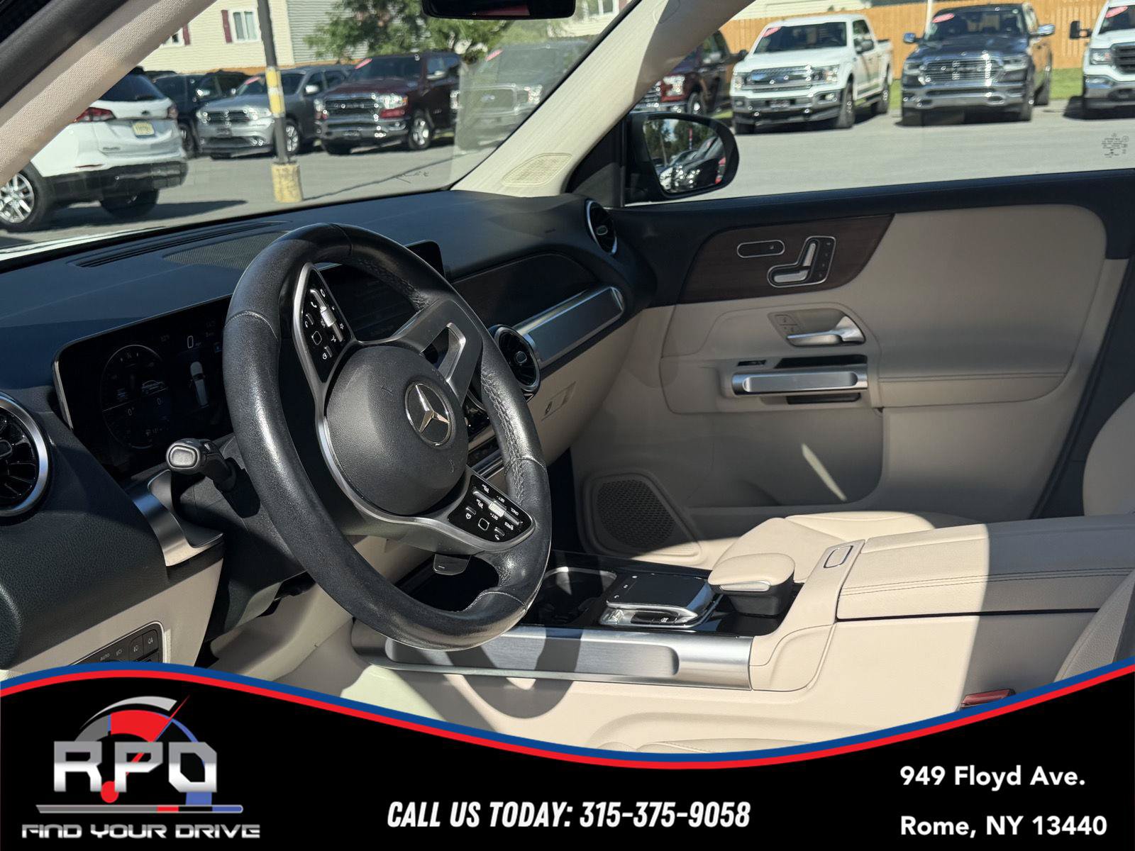 Used 2020 Mercedes-Benz GLB 250 4MATIC image 16