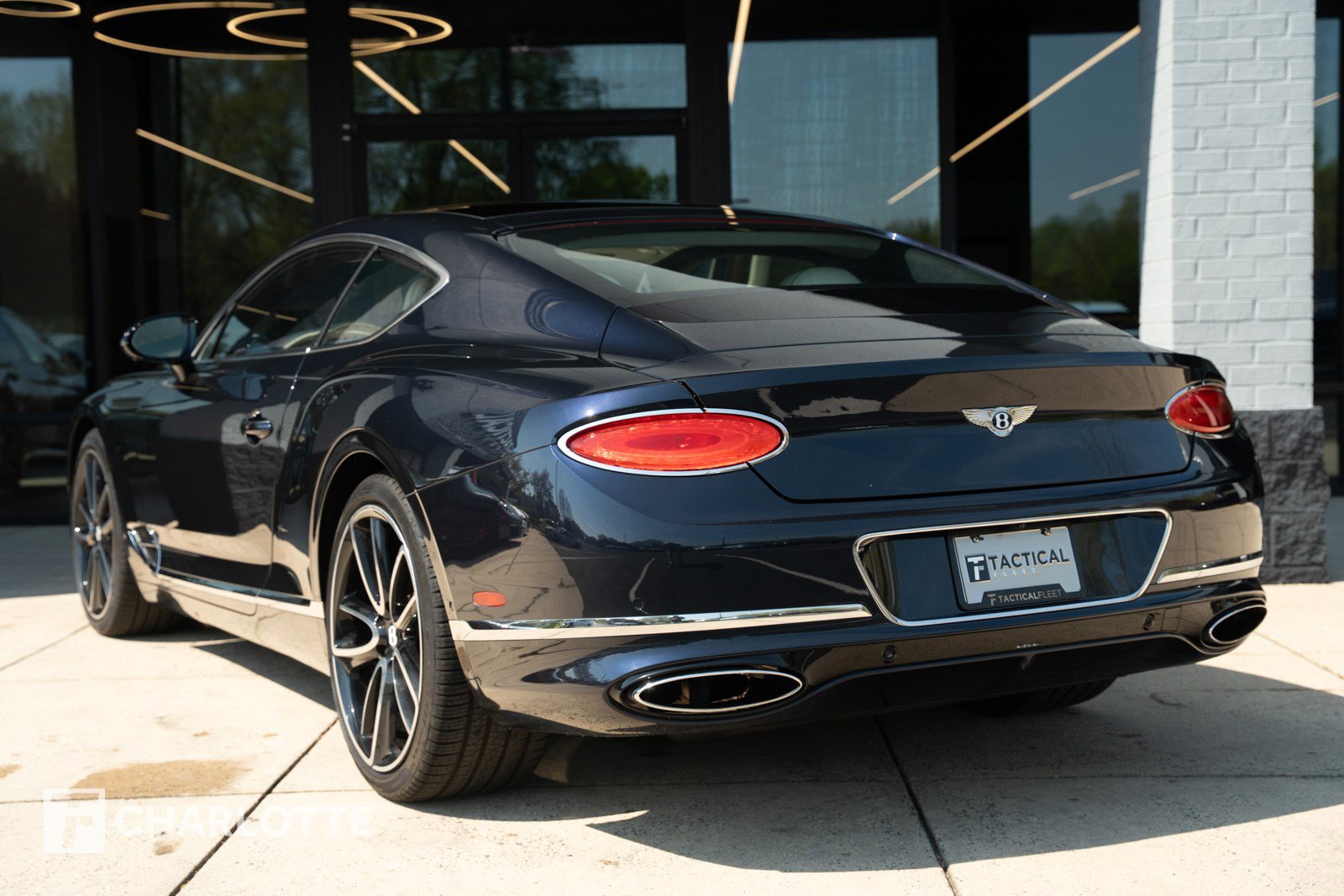 Used 2021 Bentley Continental GT image 12