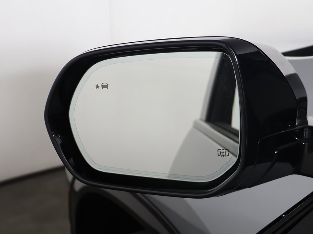 Used 2026 Buick Enclave Sport Touring w/ Power Package FWD image 37