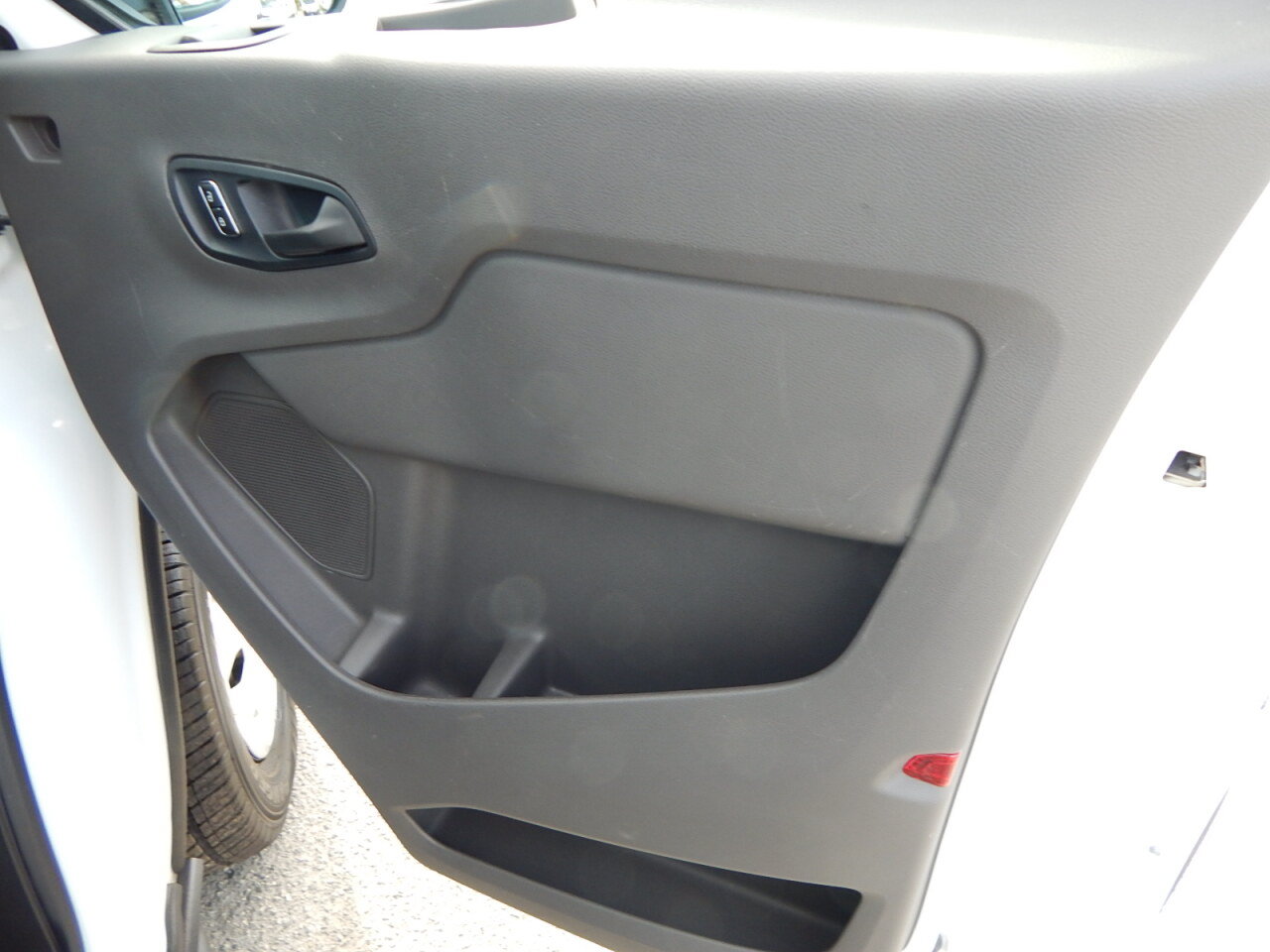 Used 2024 Ford Transit 350 XLT RWD image 22