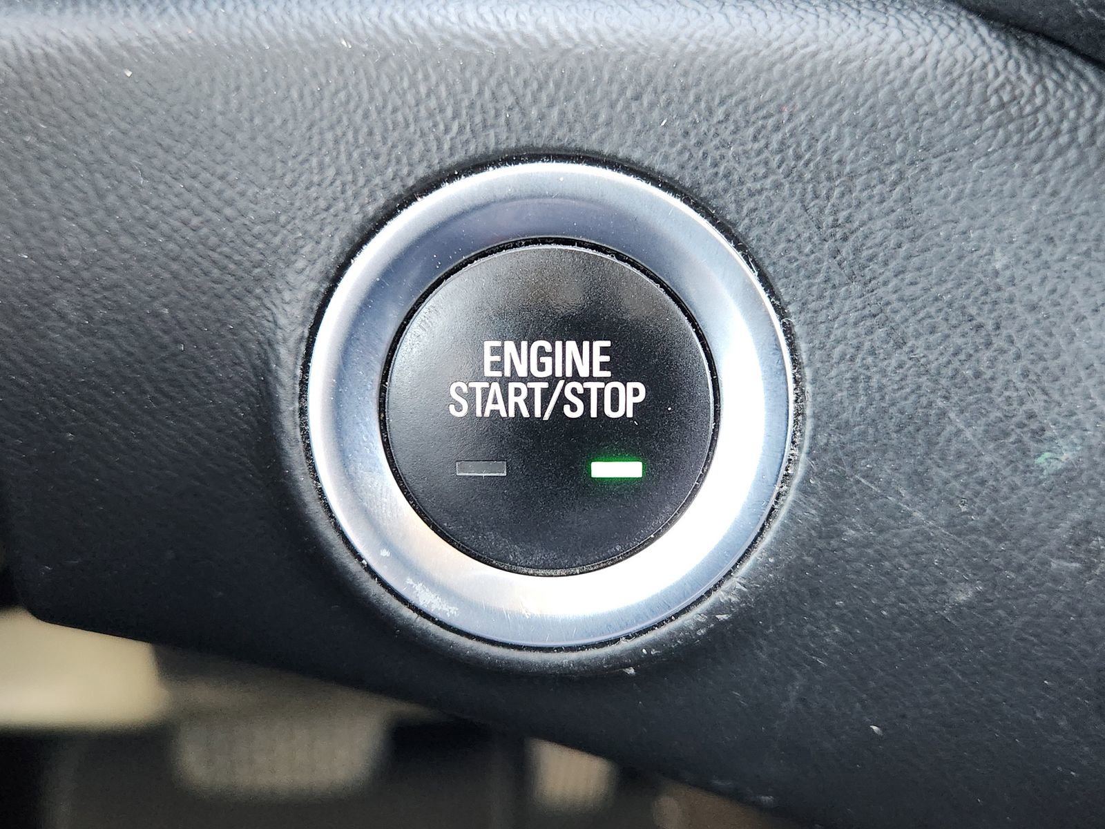 Used 2020 GMC Terrain SLT w/ Preferred Package image 26