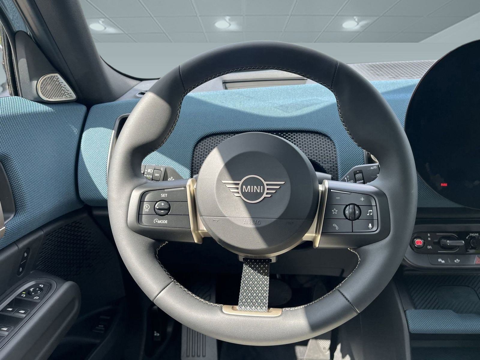 Used 2025 MINI Cooper Countryman S w/ Comfort Package Max image 29