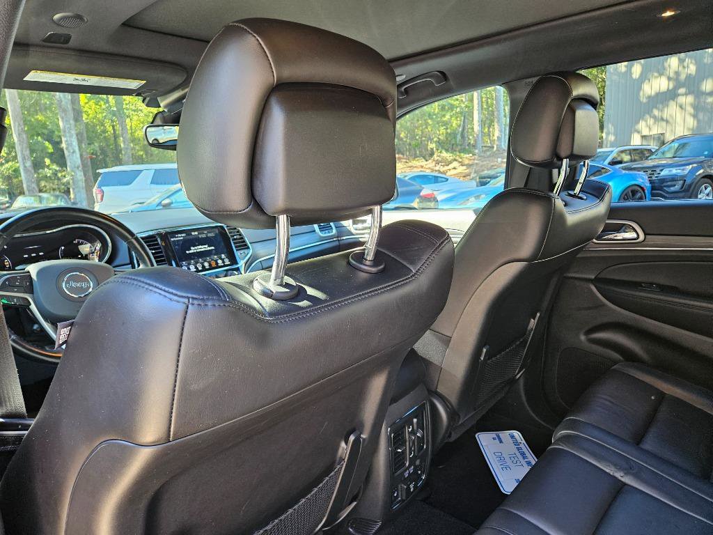 Used 2021 Jeep Grand Cherokee Limited w/ Luxury Group II image 19