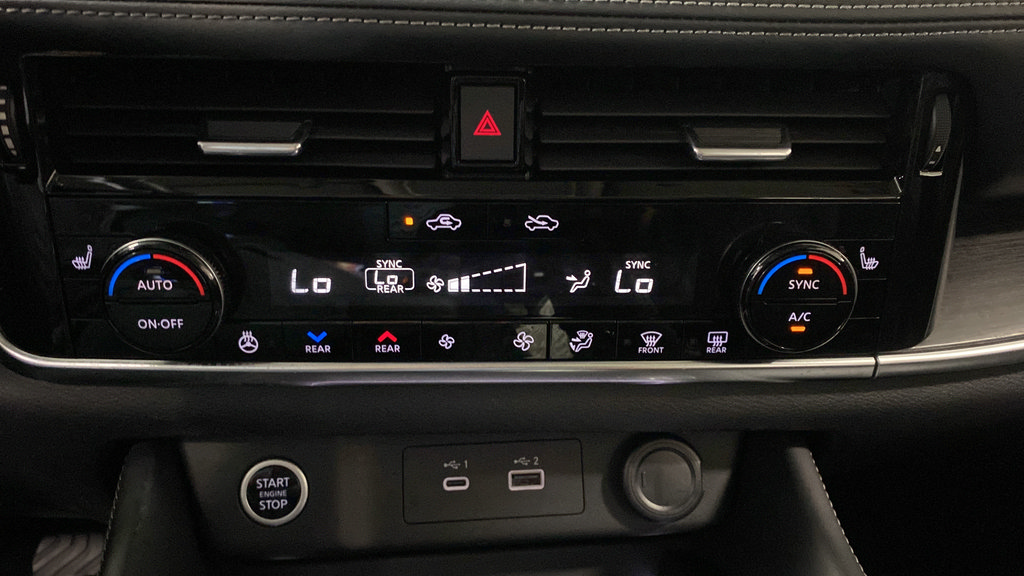 Used 2021 Nissan Rogue Platinum FWD image 18