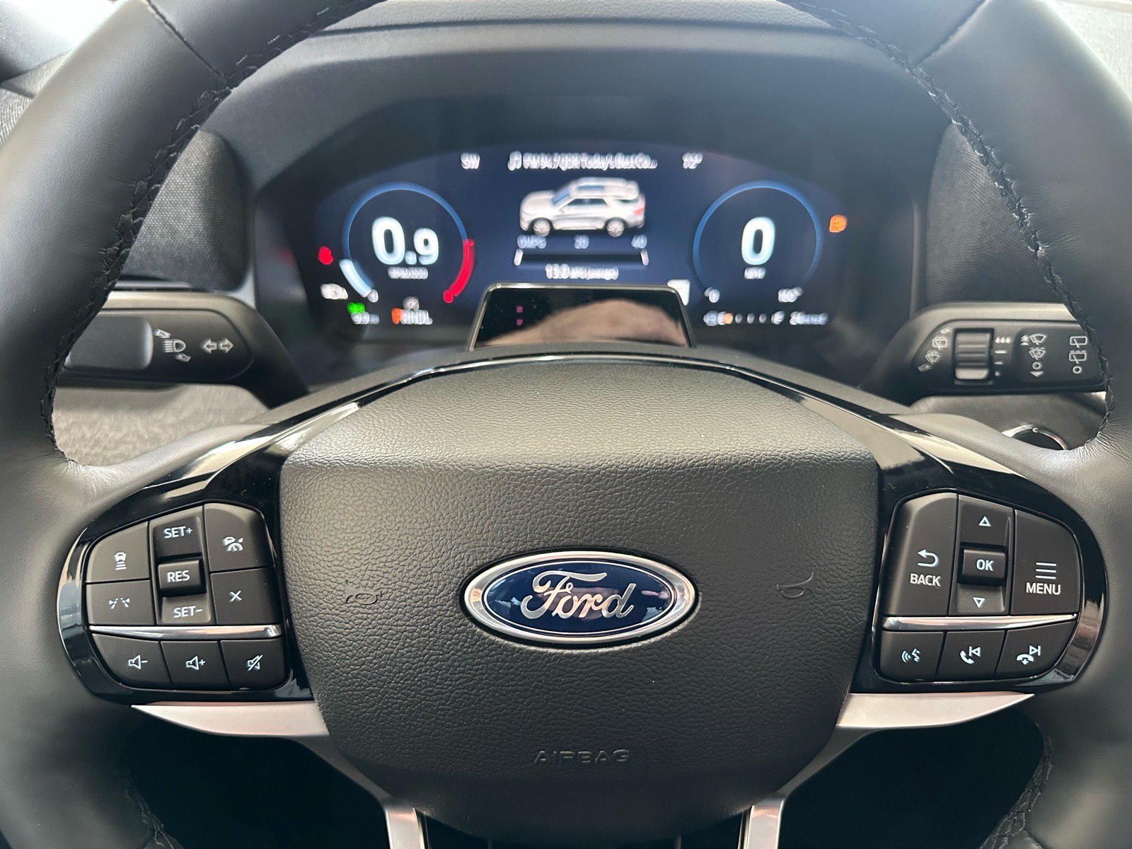 New 2026 Ford Explorer Platinum RWD image 33