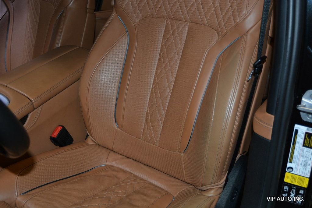 Used 2017 BMW M760i xDrive image 19