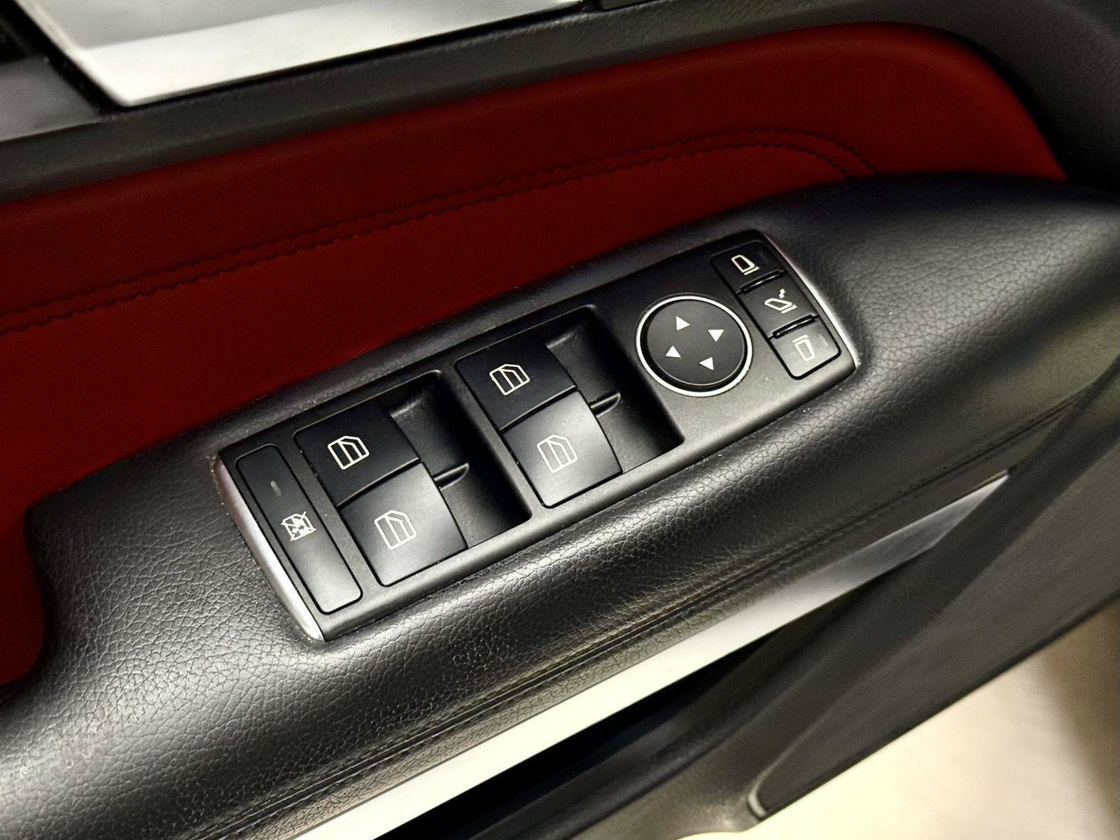 Used 2017 Mercedes-Benz E 400 Coupe w/ Premium 3 Package image 13