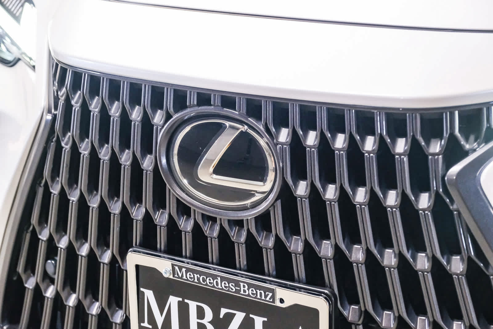 Used 2025 Lexus NX 250 FWD image 12