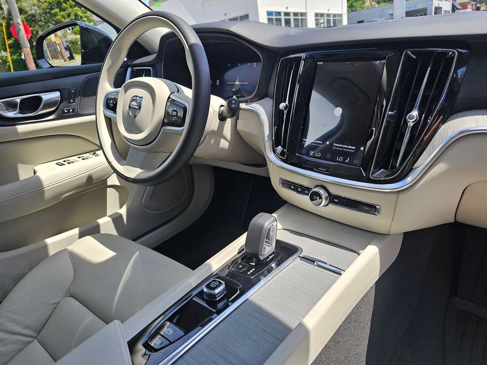 New 2026 Volvo V60 B5 Cross Country Plus w/ Protection Package Premier AWD/4WD image 12
