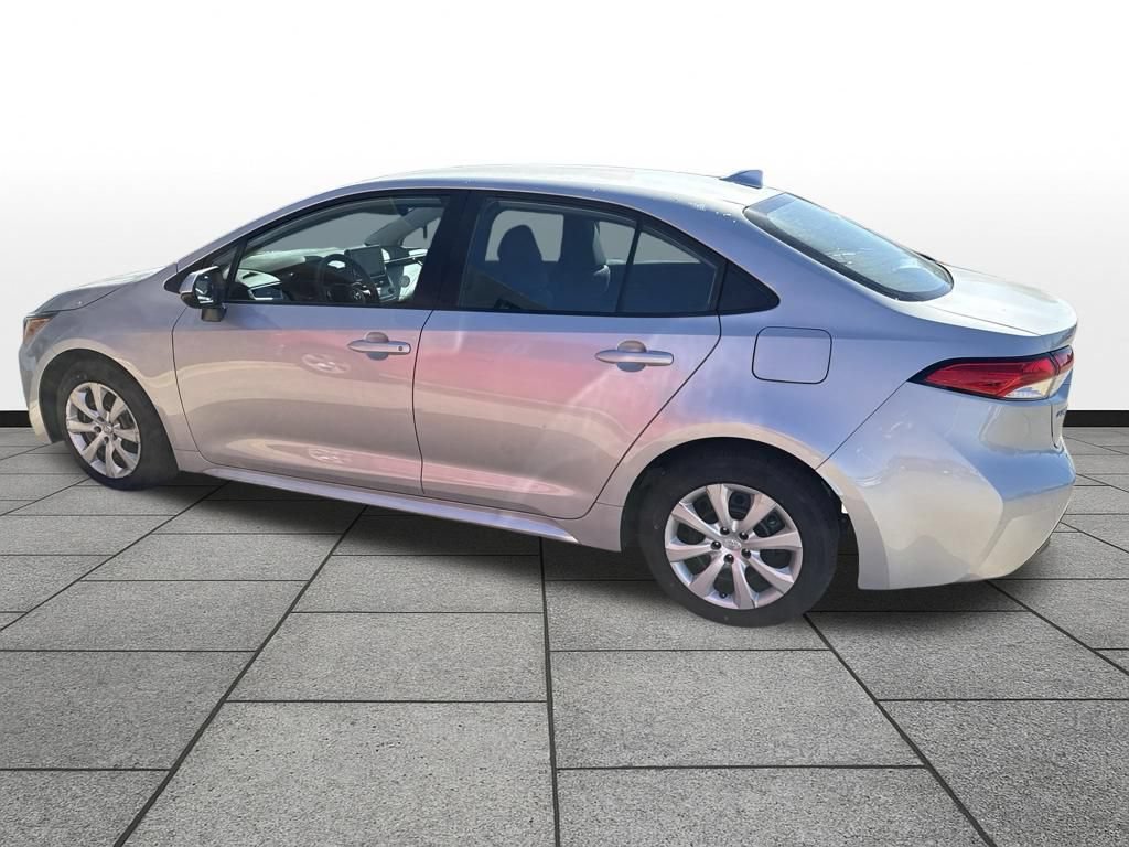 Used 2024 Toyota Corolla LE FWD image 38